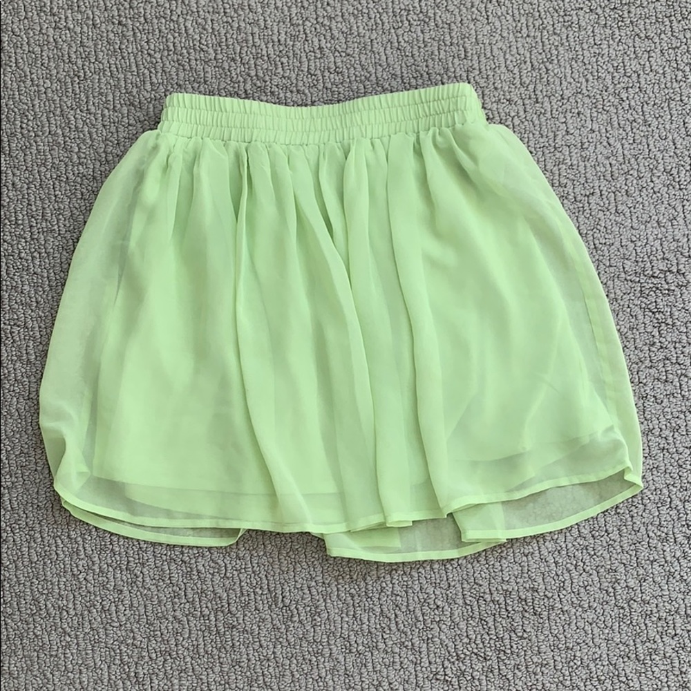 Cute lime green Forever 21 skirt